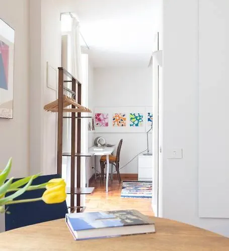 La Dolce - Old Testaccio Authentic District Apartament *